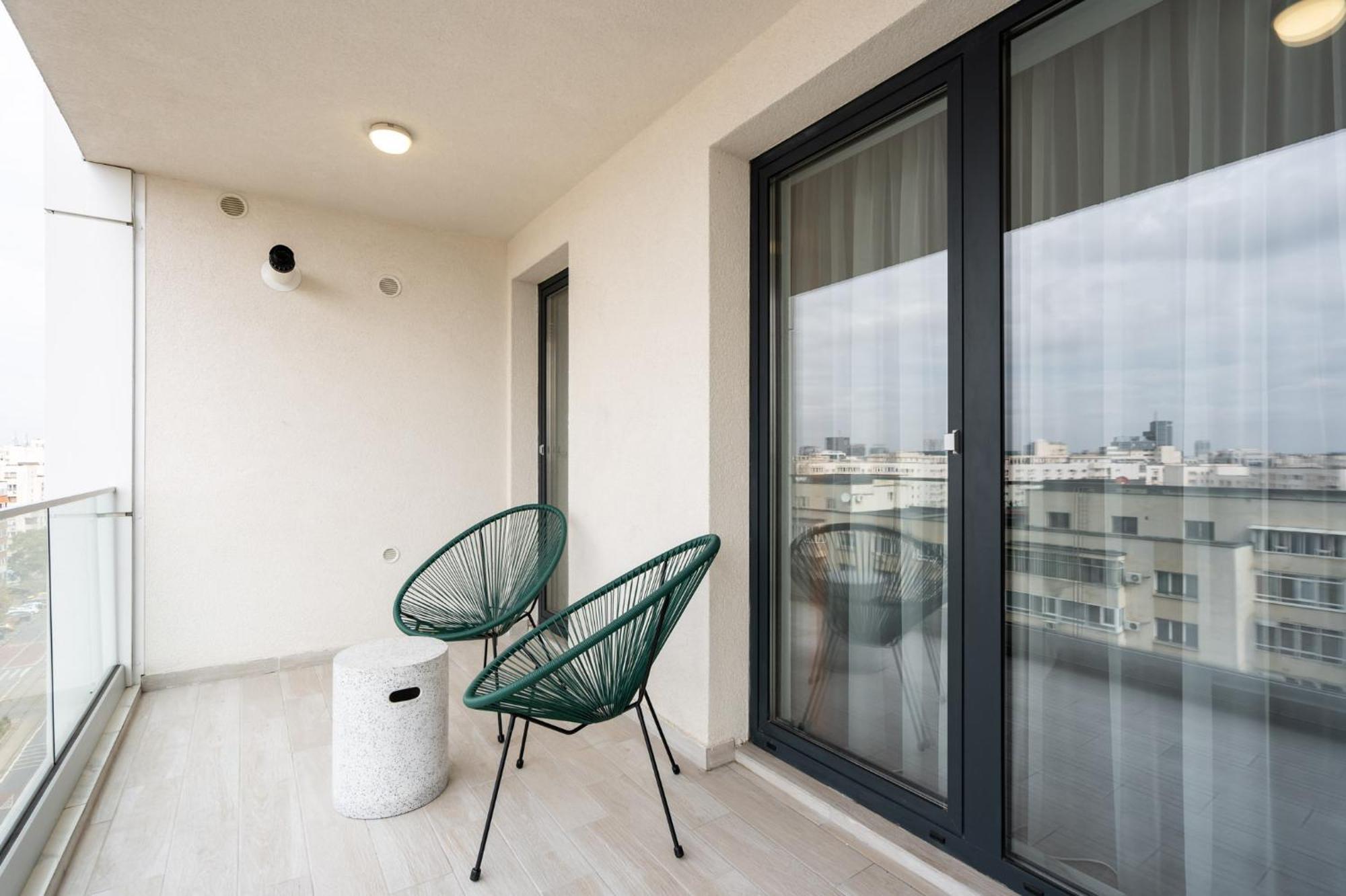 Classy Sassy - Elegant Escape In Timpuri Noi Bucharest Exterior photo